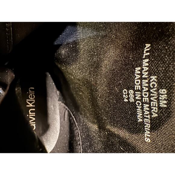 Calvin Klein Women's Vivera Ankle Boot size 9.5 M Black new - Picture 6 of 7